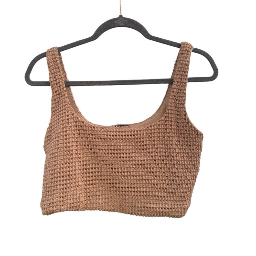 Windsor Women's Waffle Knit Crop Top Tank in Carmel Size Medium
